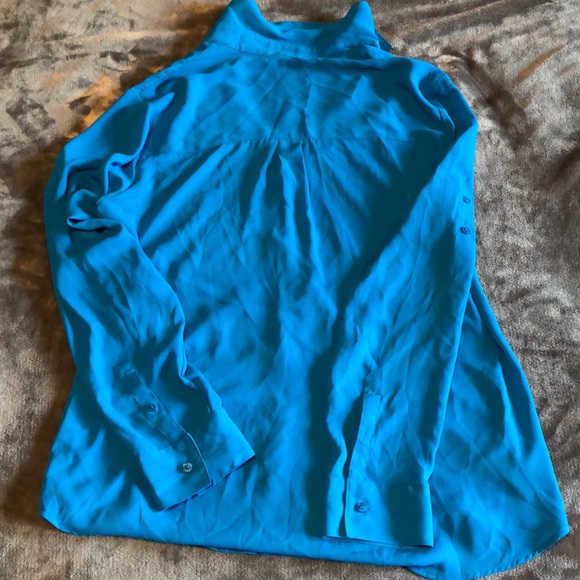 Express button down blouse - Picture 5 of 5